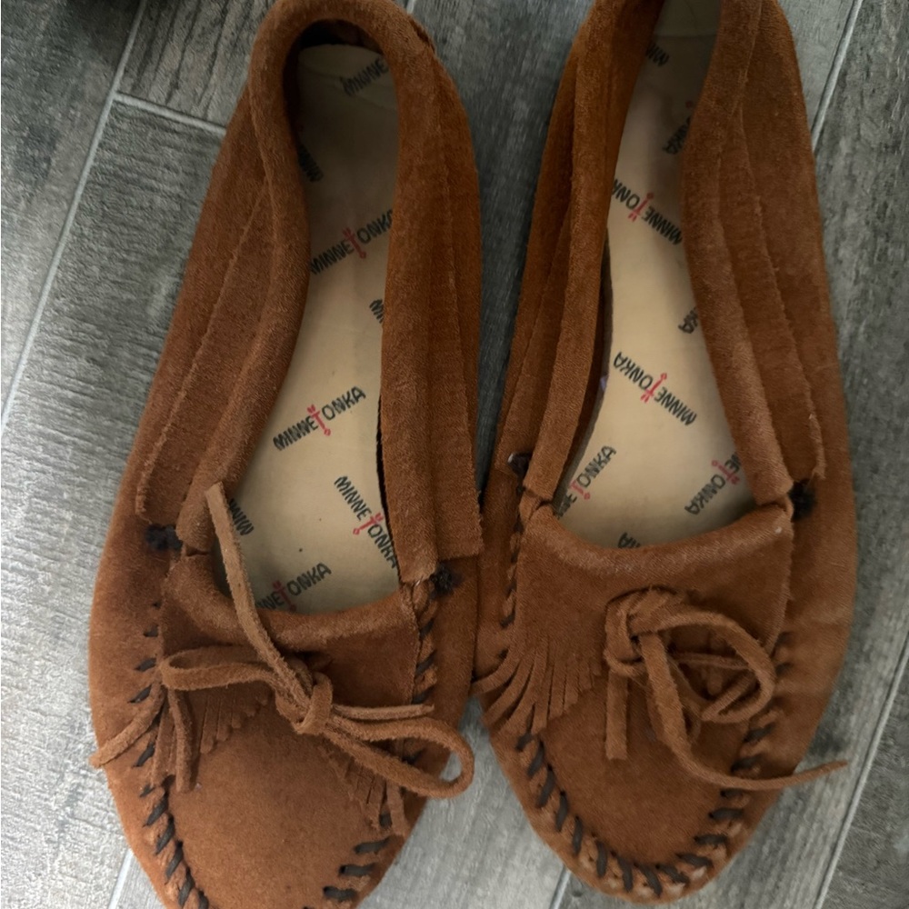 Minnetonka Tan Suede Moccasins with Fringe